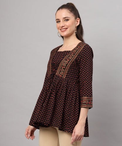 Black and Red Printed Tunic Top